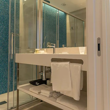 Hotel Orient & Pacific 4*