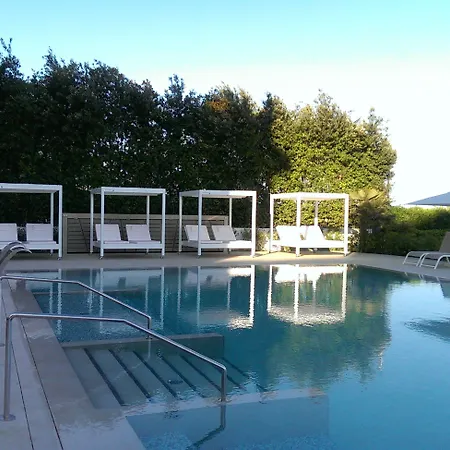 Отель Orient & Pacific 4*