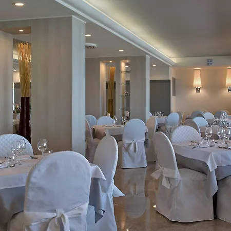 Hotel Orient & Pacific