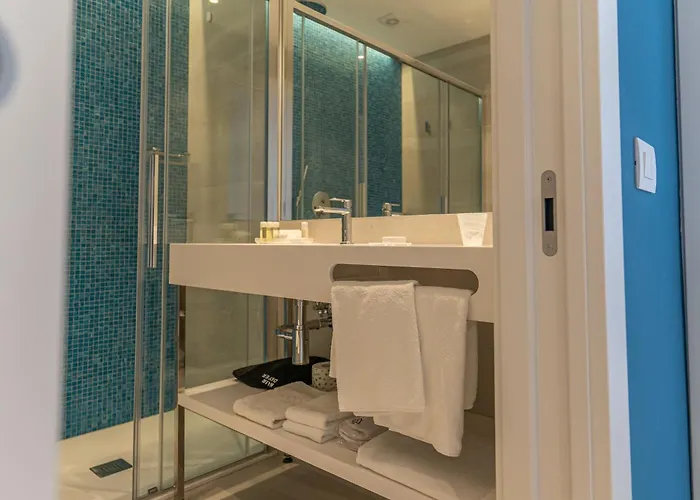 Hotell Orient & Pacific 4*