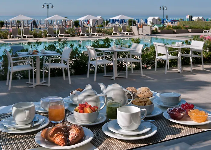 Hotell Orient & Pacific 4*