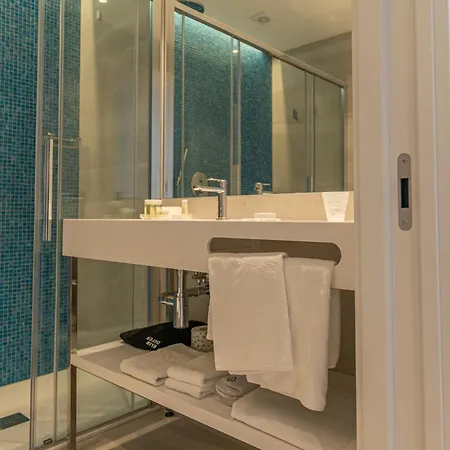 فندق Orient & Pacific 4*