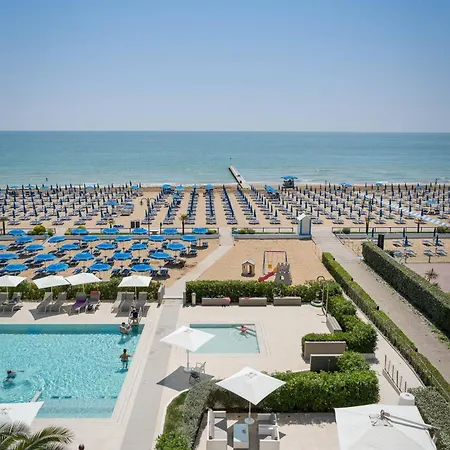 Szálloda Orient & Pacific 4*