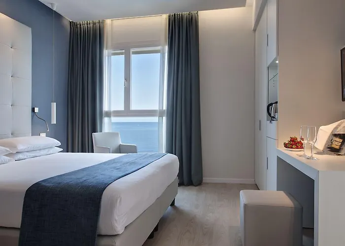Orient & Pacific 4*