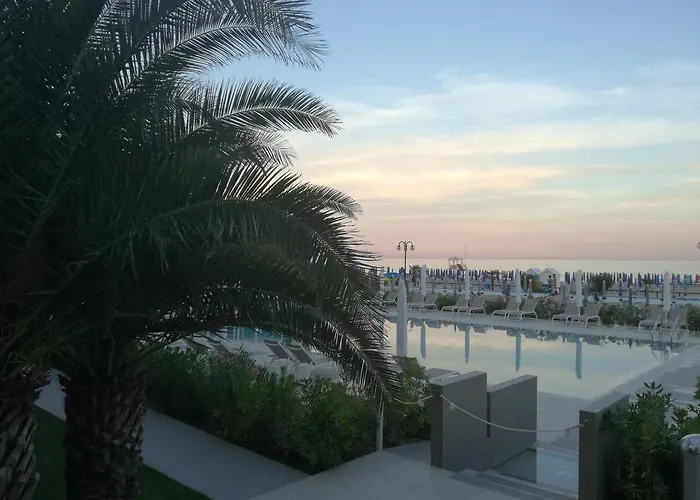 Orient & Pacific 4* לידו די ג'סולו