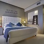 Orient & Pacific Szálloda 4*