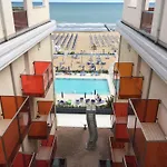 Szálloda Orient & Pacific Lido di Jesolo