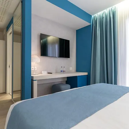 Hotel Orient & Pacific 4*